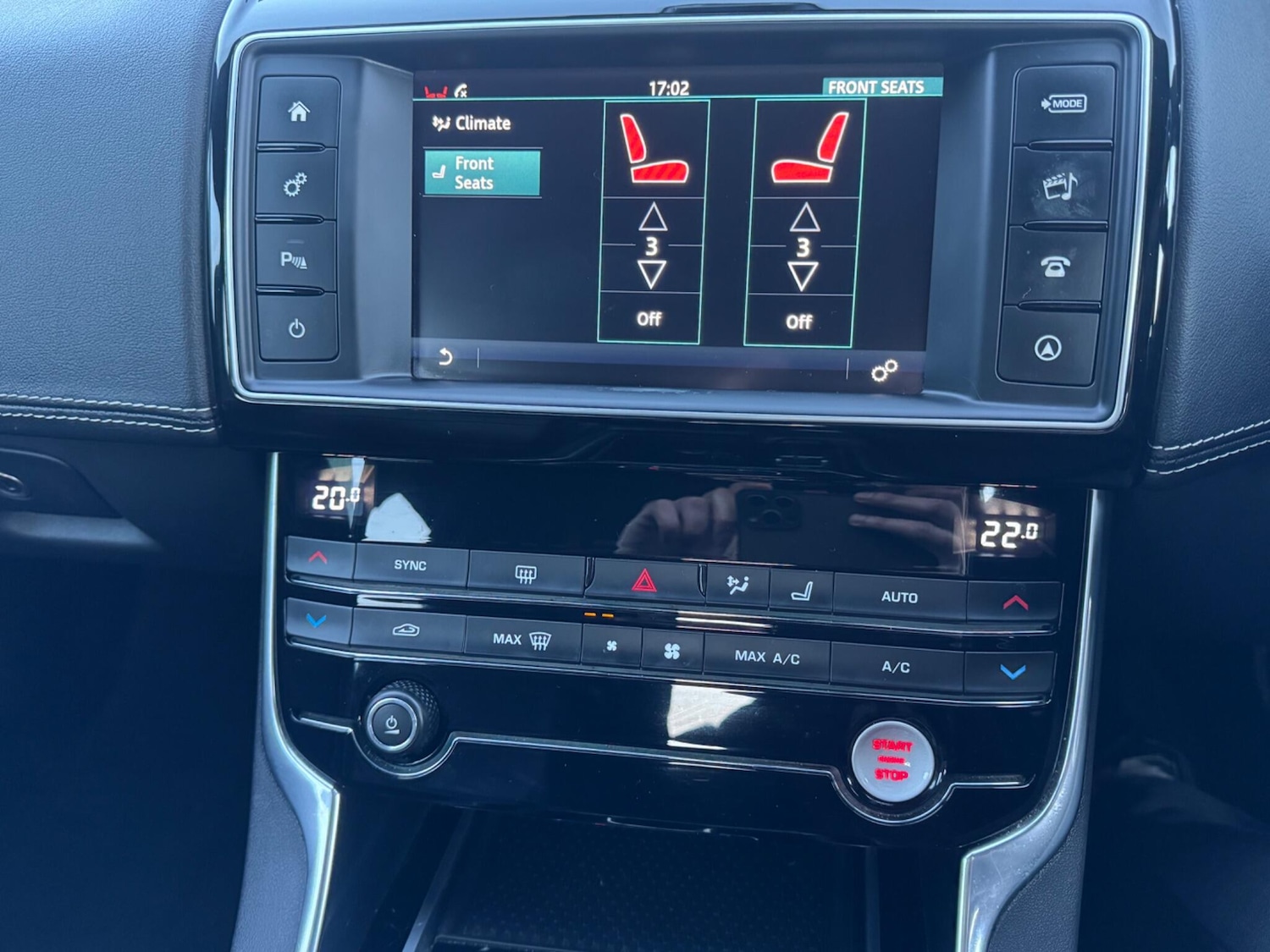 Used Jaguar XE 2017 for sale - 77625599: Photo 14