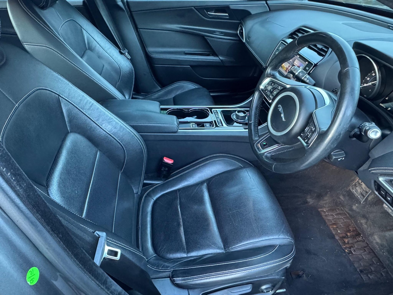 Used Jaguar XE 2017 for sale - 77625599: Photo 6