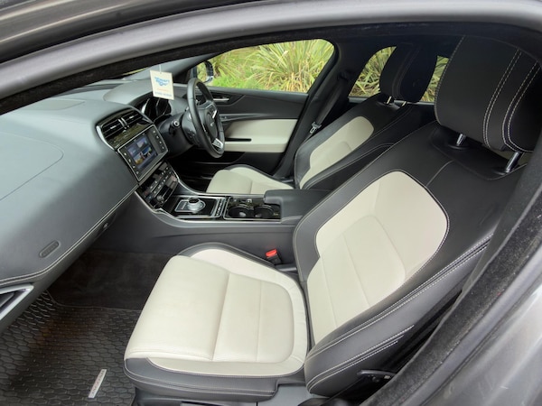 Used Jaguar XE 2016 for sale - 76307600: Photo 13