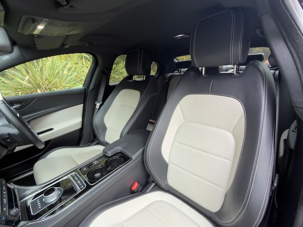 Used Jaguar XE 2016 for sale - 76307600: Photo 14