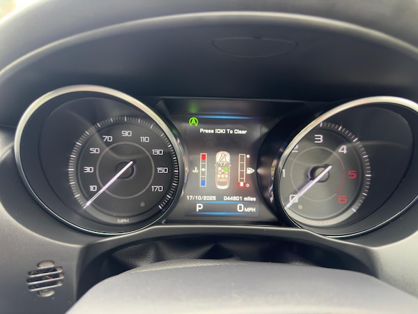 Used Jaguar XE 2016 for sale - 76307600: Photo 25