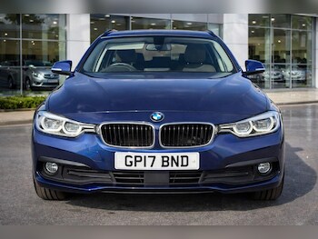 Used BMW 3 Series 2017 for sale - 77358784: Photo