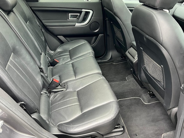 Used Land Rover Discovery Sport 2016 for sale - 76283073: Photo 14