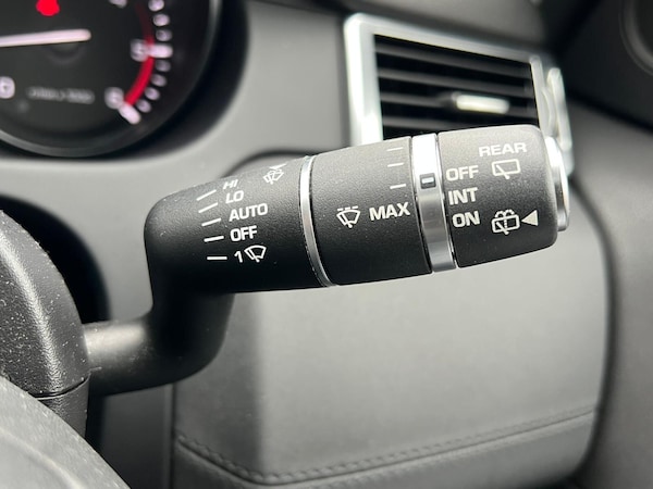 Used Land Rover Discovery Sport 2016 for sale - 76283073: Photo 25