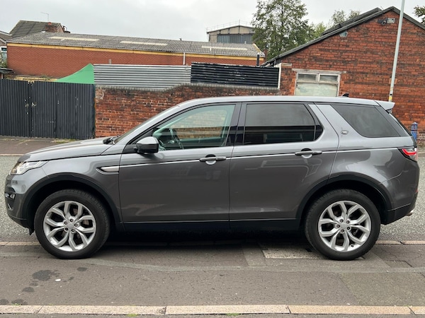Used Land Rover Discovery Sport 2016 for sale - 76283073: Photo 4