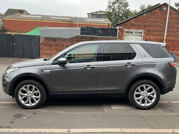 Used Land Rover Discovery Sport 2016 for sale - 76283073: Photo 4