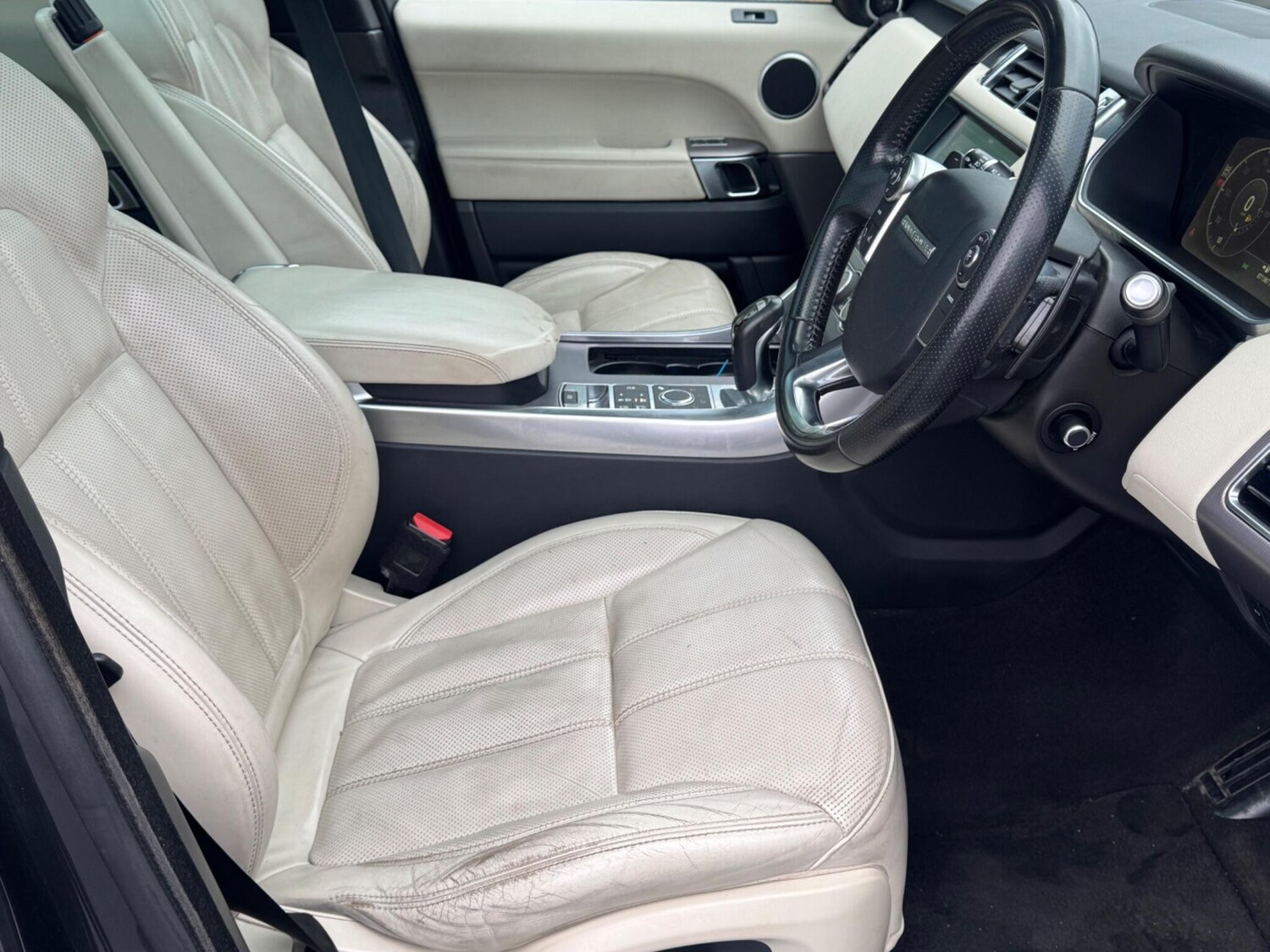 Used Land Rover Range Rover Sport 2017 for sale - 77909105: Photo 12