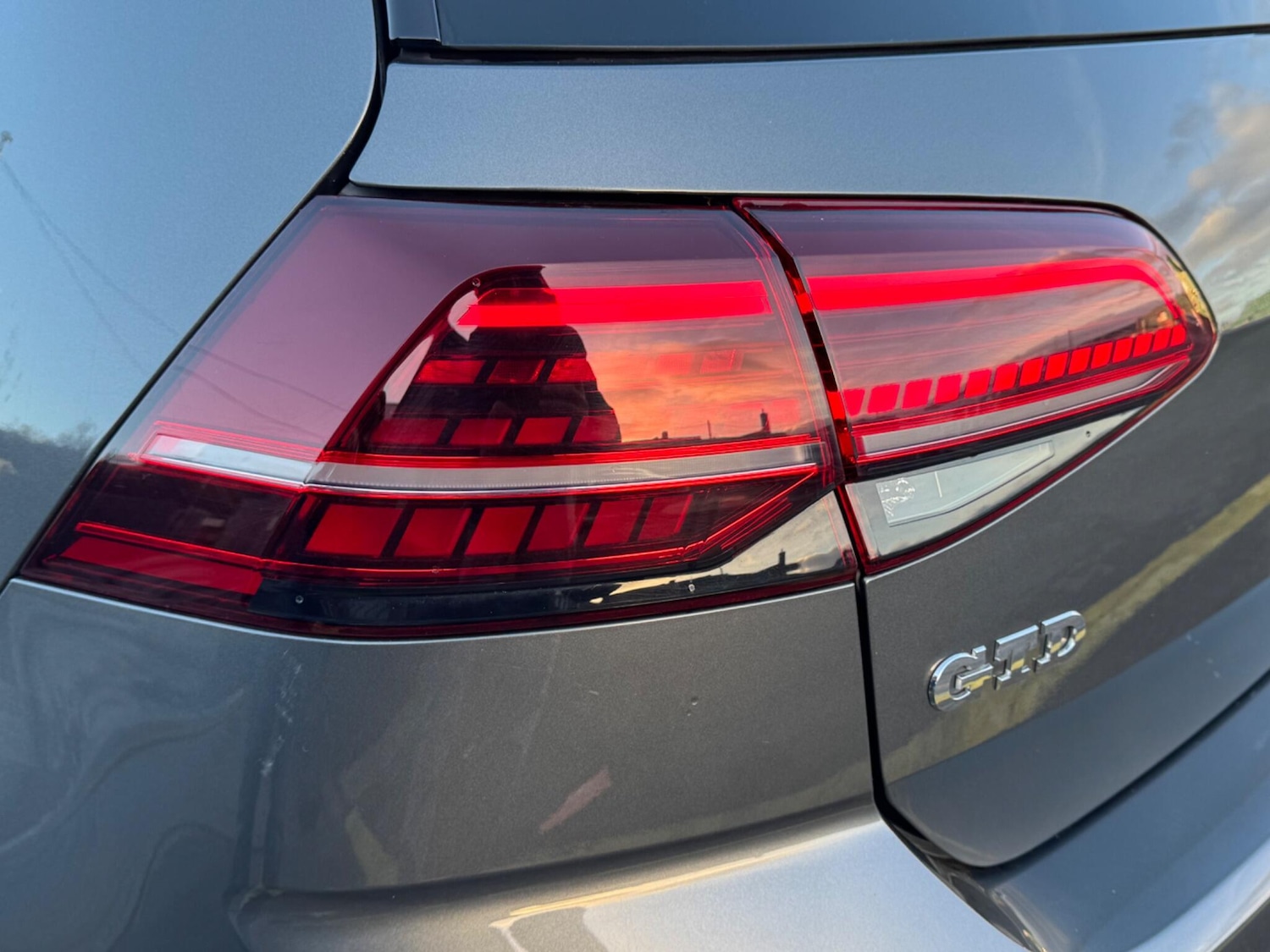 Used Volkswagen Golf 2019 for sale - 77131375: Photo 23