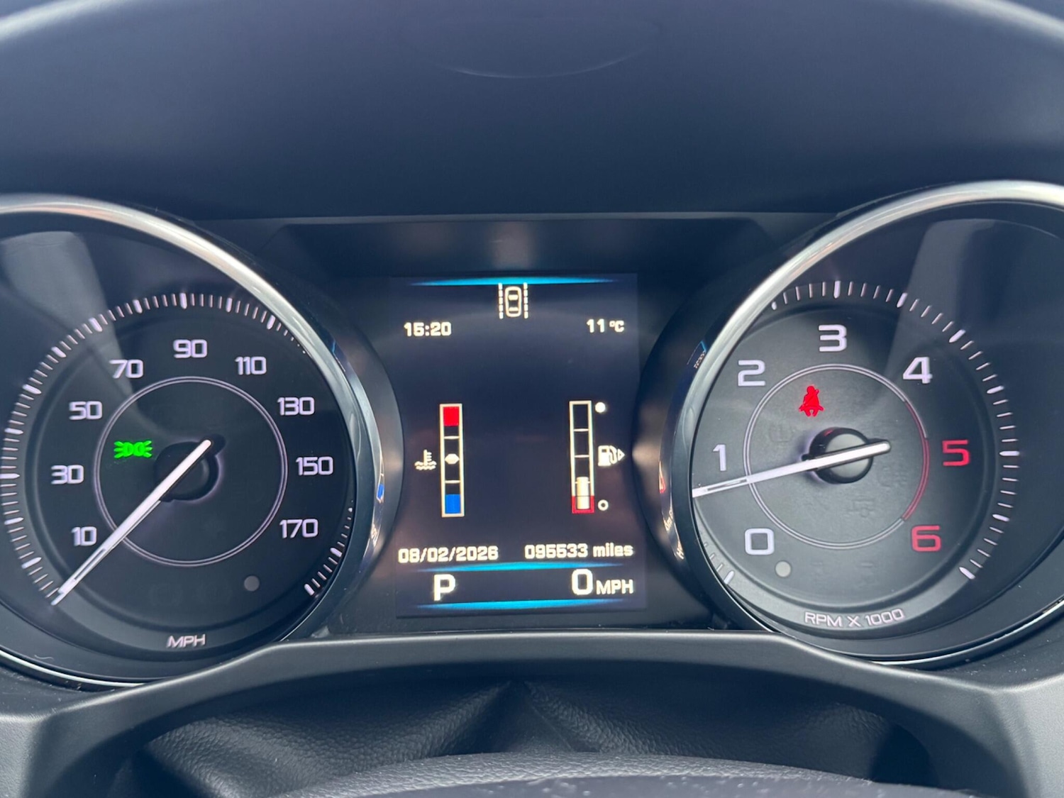 Used Jaguar XE 2016 for sale - 77484330: Photo 11