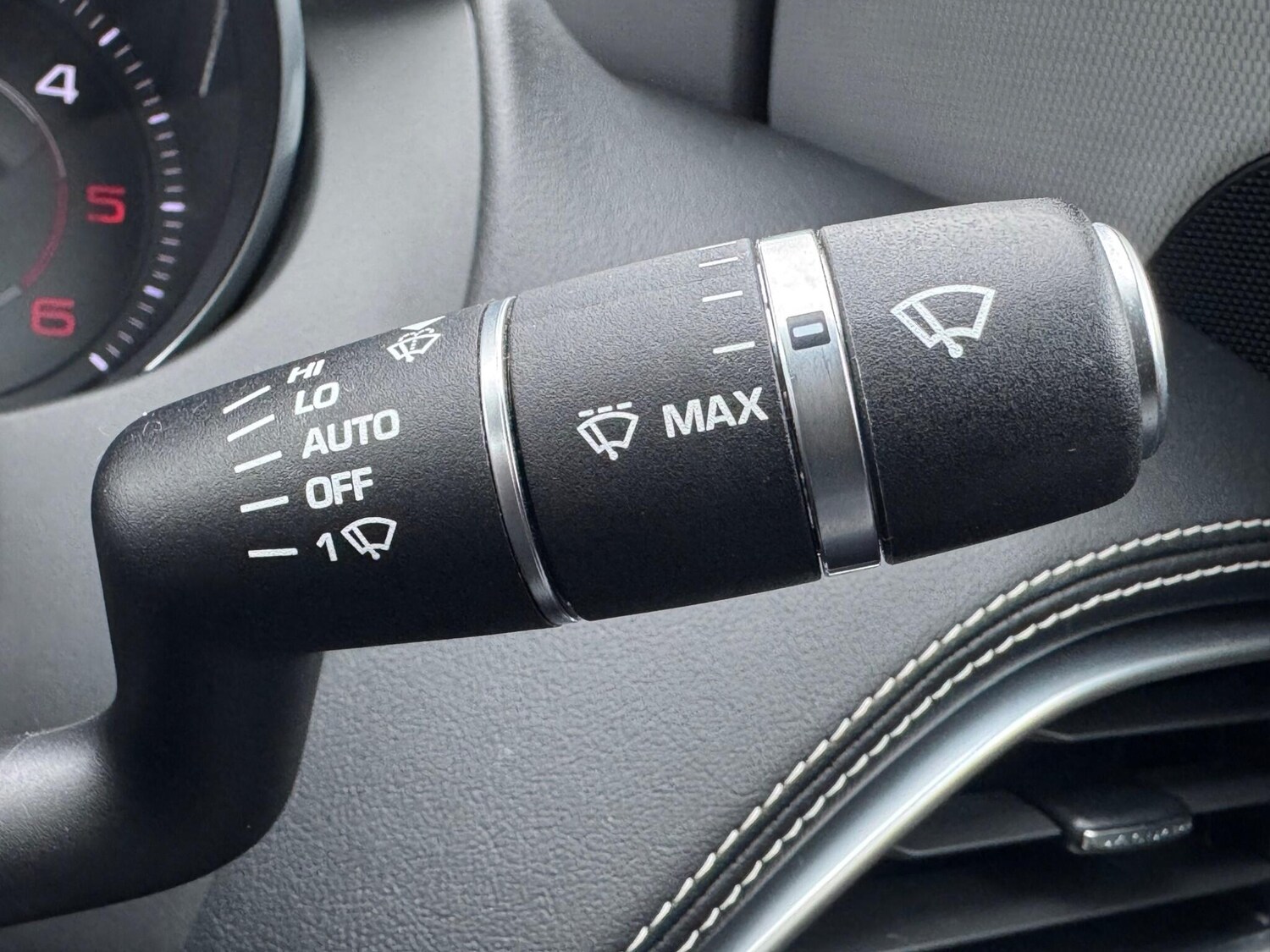 Used Jaguar XE 2016 for sale - 77484330: Photo 21