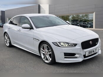 Used Jaguar XE 2016 for sale - 77484330: Photo