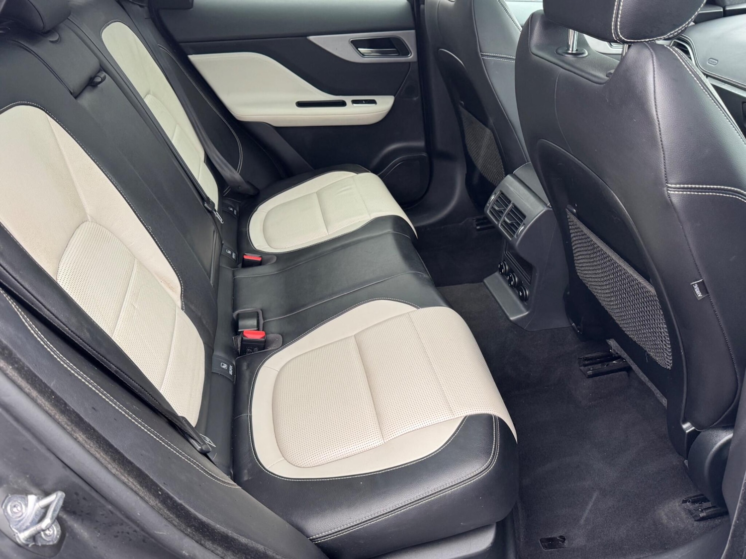 Used Jaguar F-Pace 2018 for sale - 77400736: Photo 14