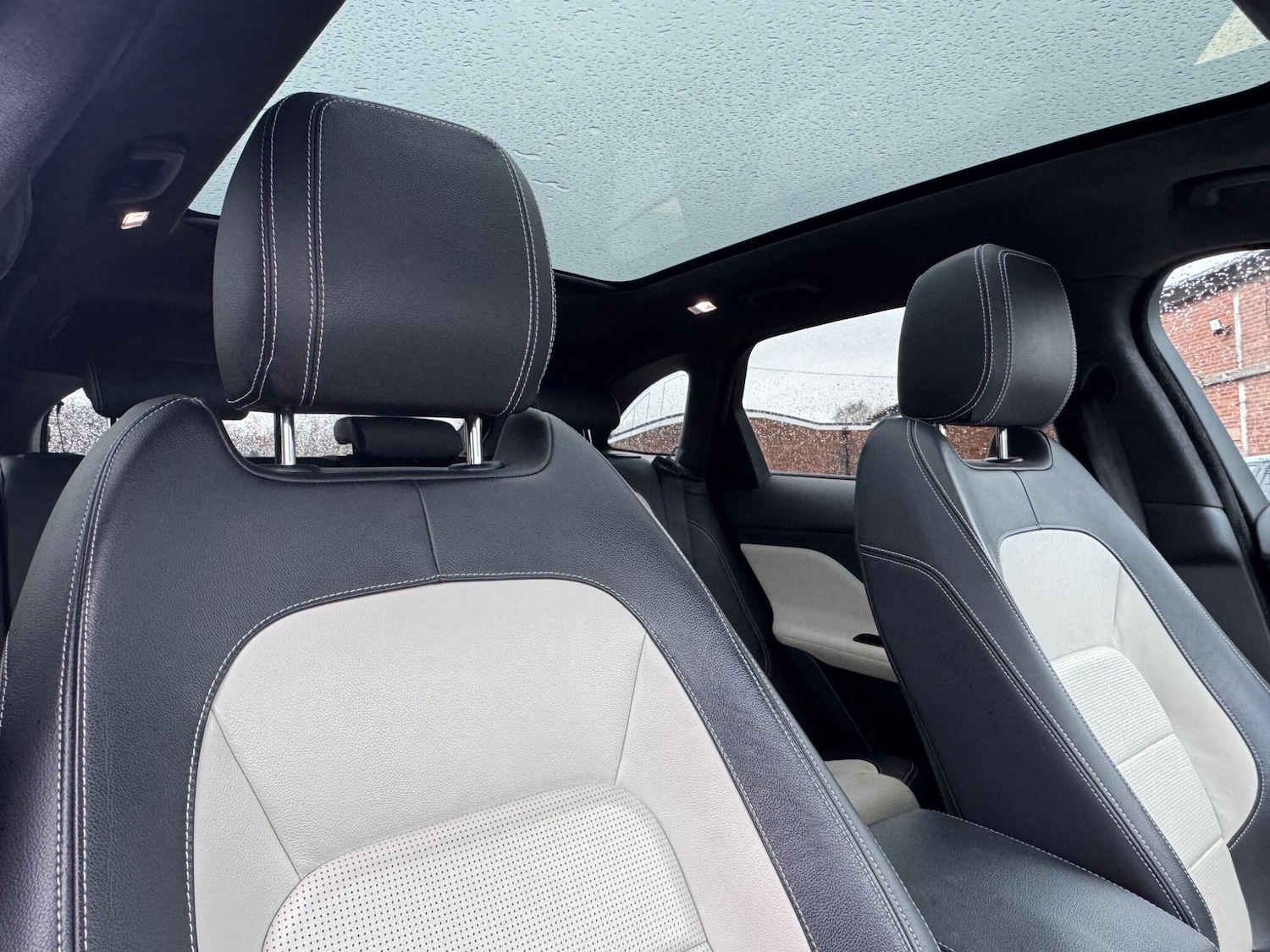 Used Jaguar F-Pace 2018 for sale - 77400736: Photo 15