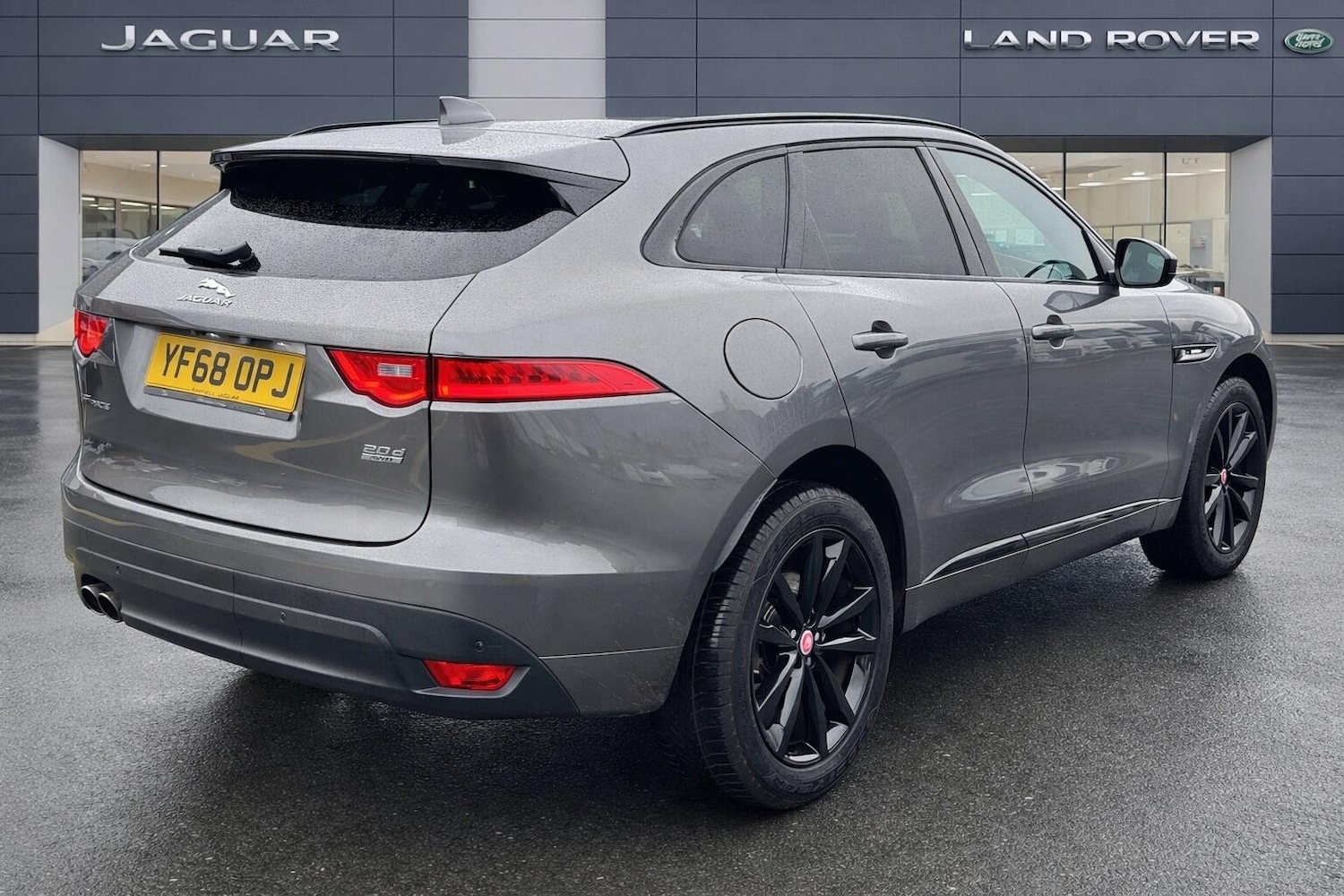 Used Jaguar F-Pace 2018 for sale - 77400736: Photo 4