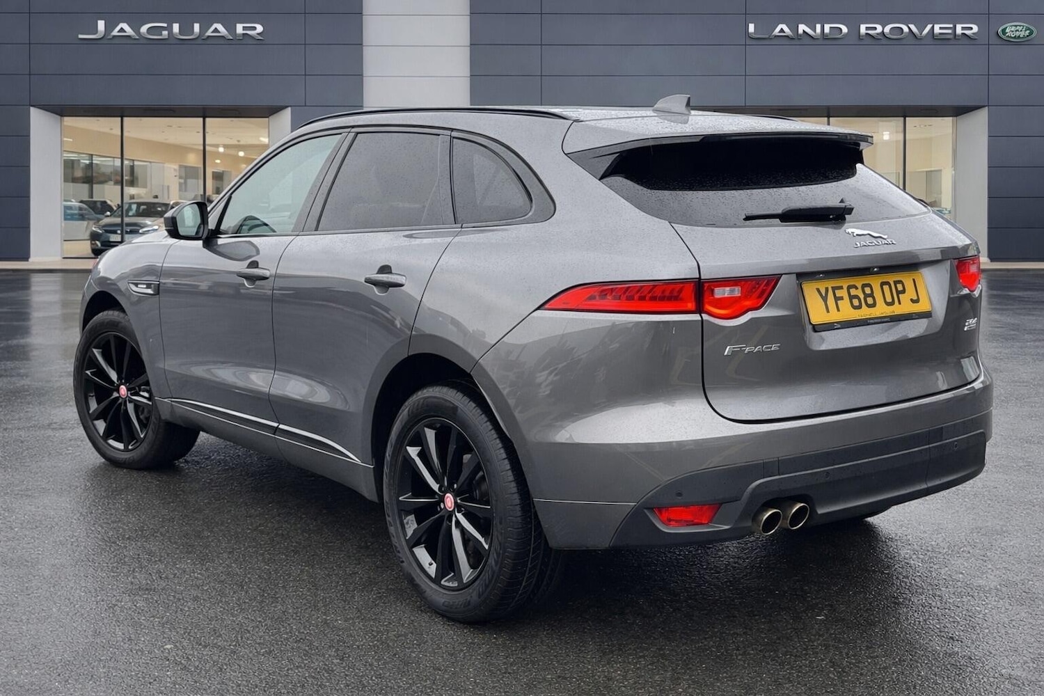Used Jaguar F-Pace 2018 for sale - 77400736: Photo 6
