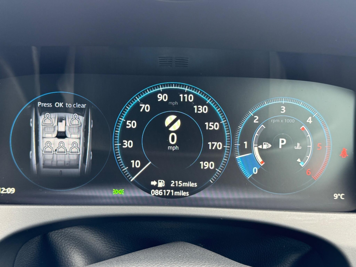 Used Jaguar F-Pace 2017 for sale - 77737680: Photo 11