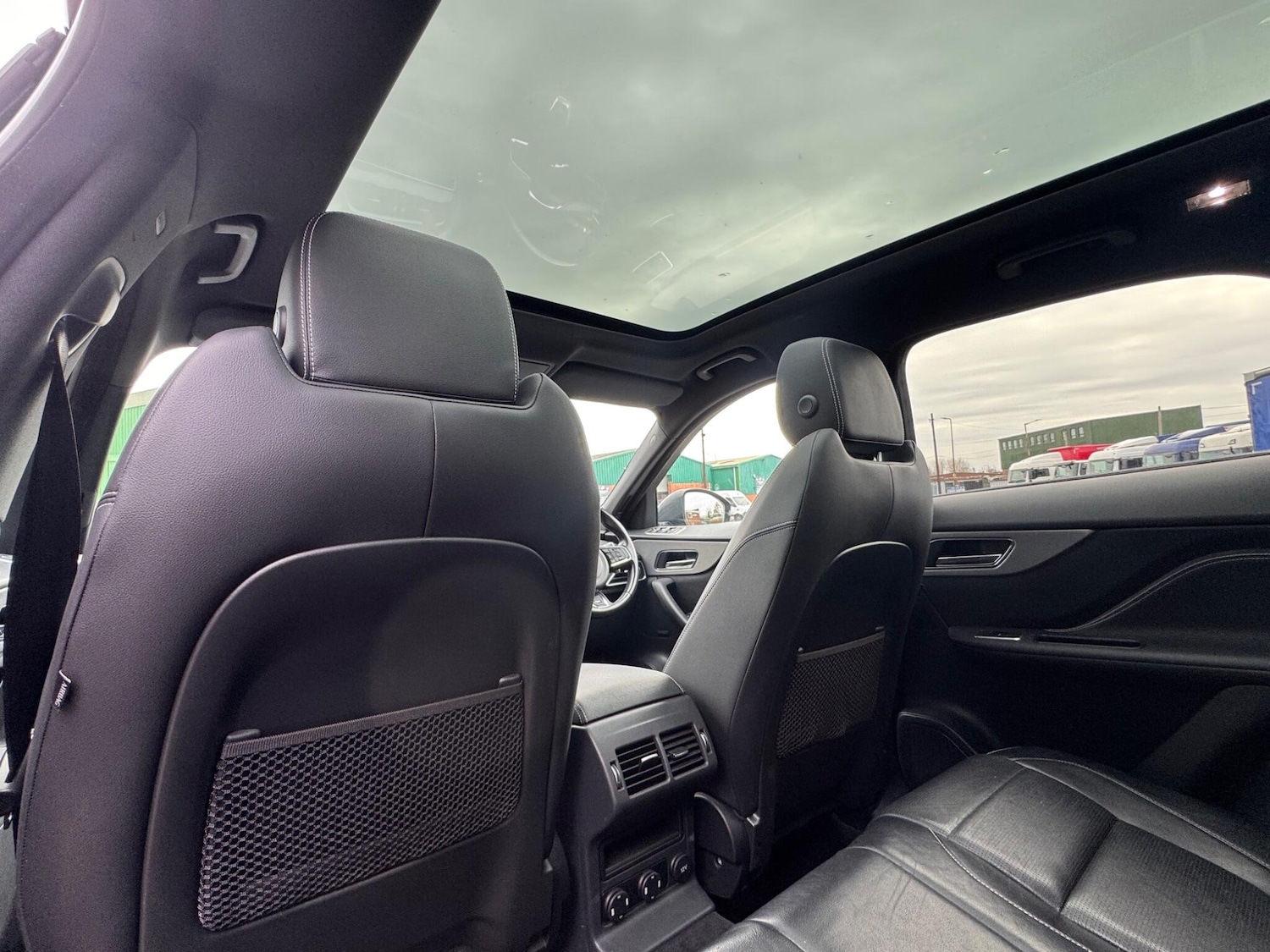 Used Jaguar F-Pace 2017 for sale - 77737680: Photo 15