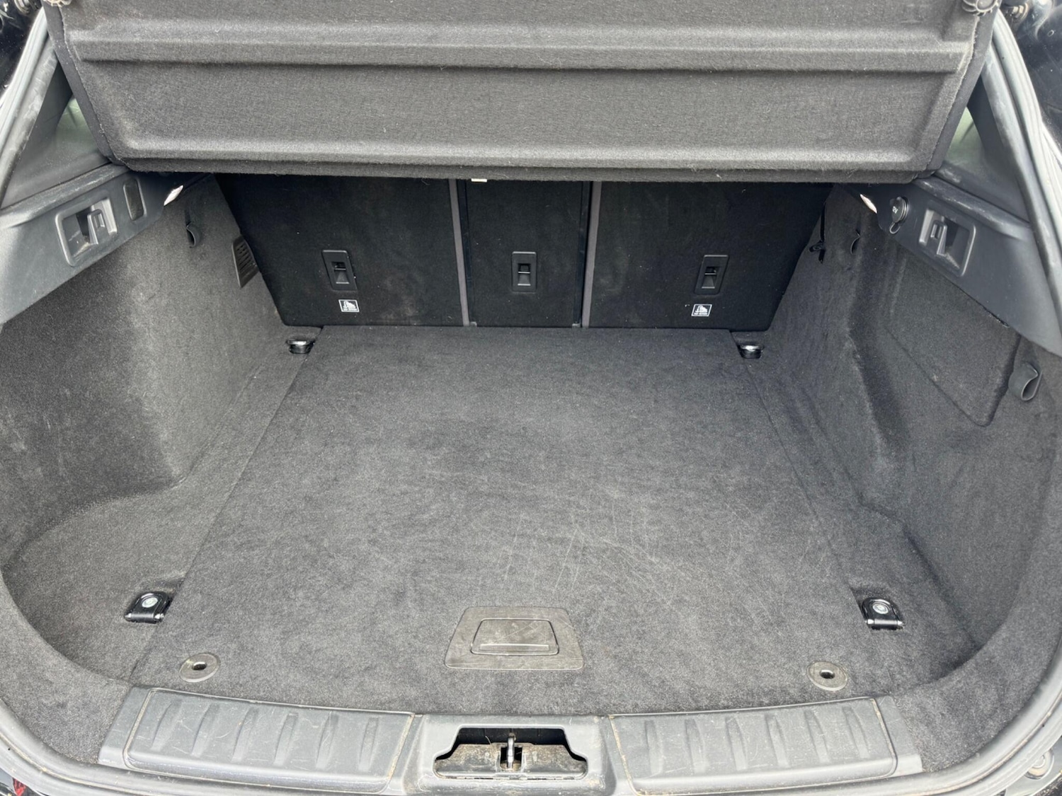 Used Jaguar F-Pace 2017 for sale - 77737680: Photo 31