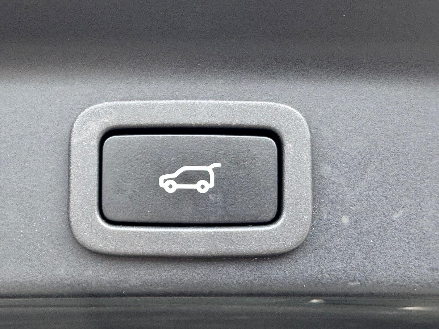 Used Jaguar F-Pace 2017 for sale - 77737680: Photo 33