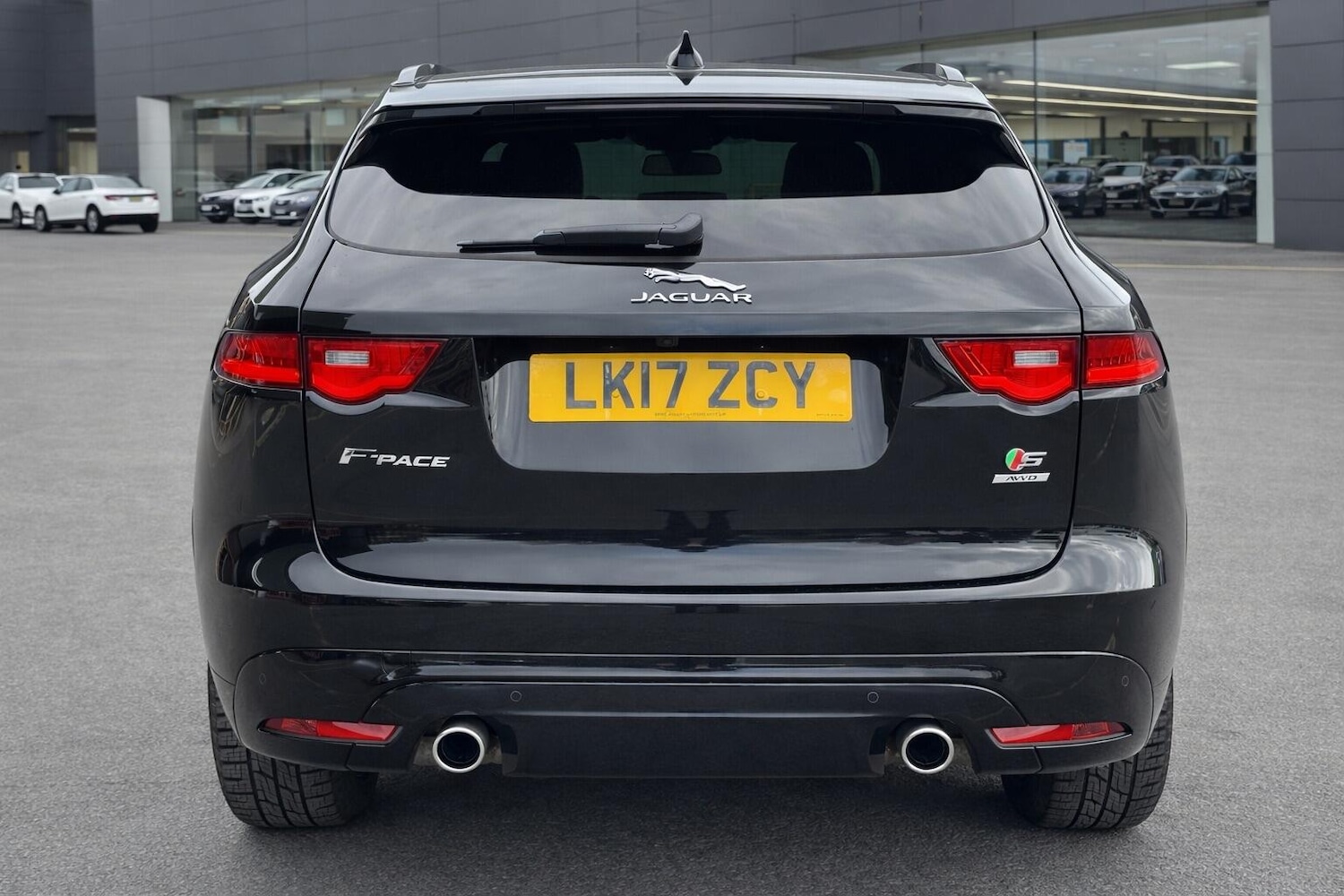 Used Jaguar F-Pace 2017 for sale - 77737680: Photo 5