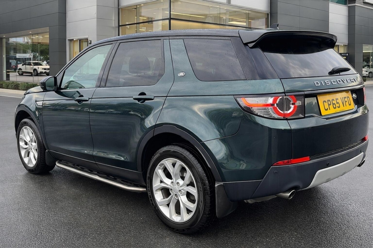 Used Land Rover Discovery Sport 2015 for sale - 77854319: Photo 6