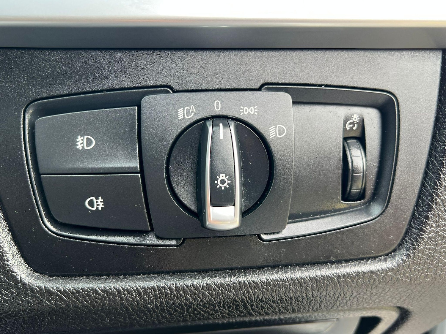 Used BMW 3 Series 2018 for sale - 76349329: Photo 25