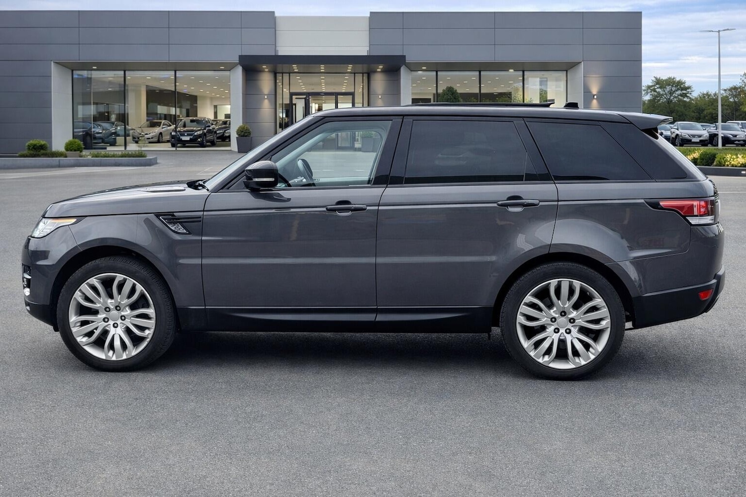 Used Land Rover Range Rover Sport 2016 for sale - 77709627: Photo 8