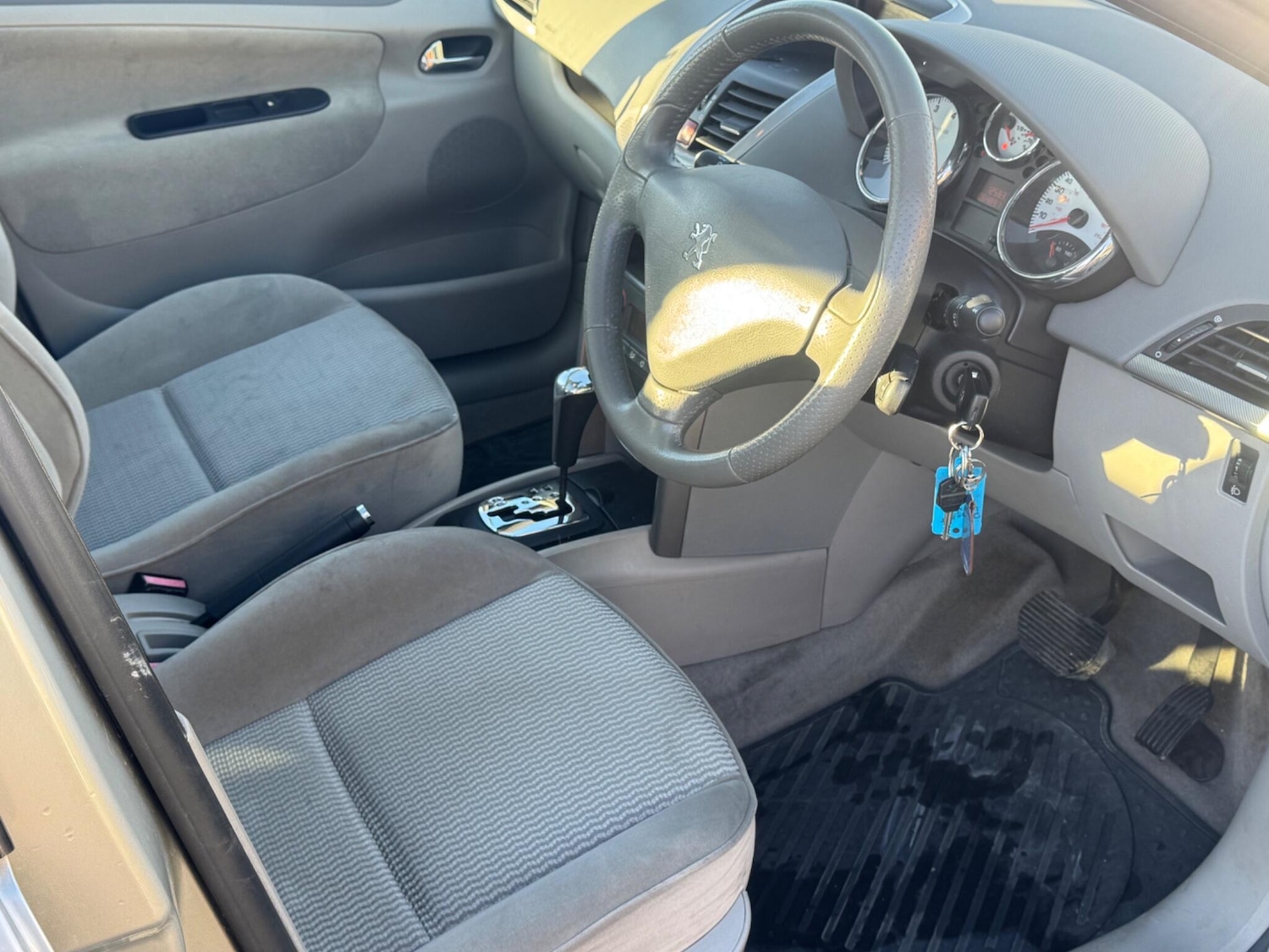 Used Peugeot 207 2007 for sale - 77098117: Photo 10