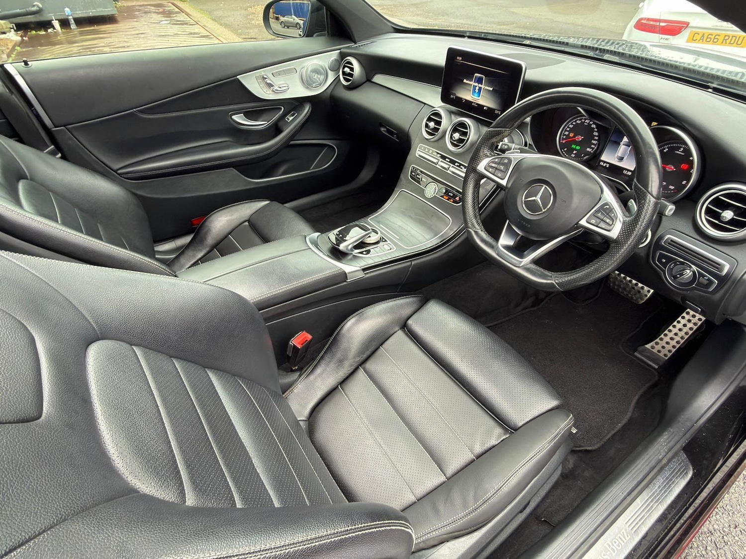 Used Mercedes-Benz C Class 2017 for sale - 76743111: Photo 11