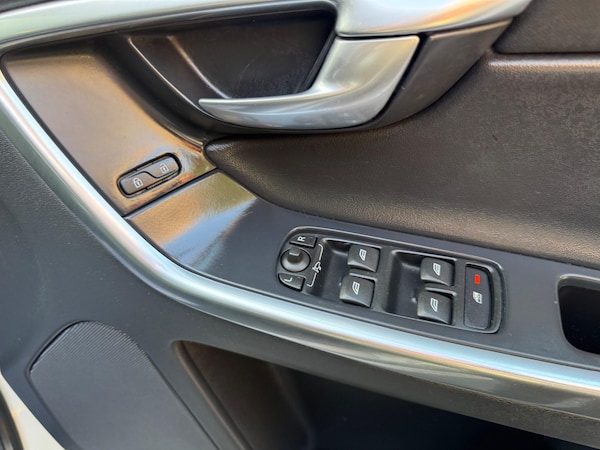 Used Volvo XC60 2014 for sale - 75599990: Photo 29