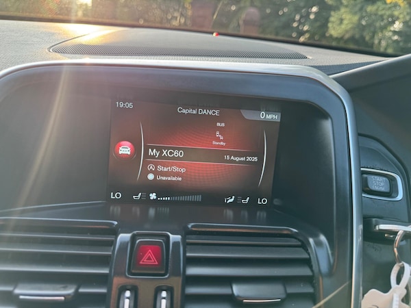 Used Volvo XC60 2014 for sale - 75599990: Photo 31