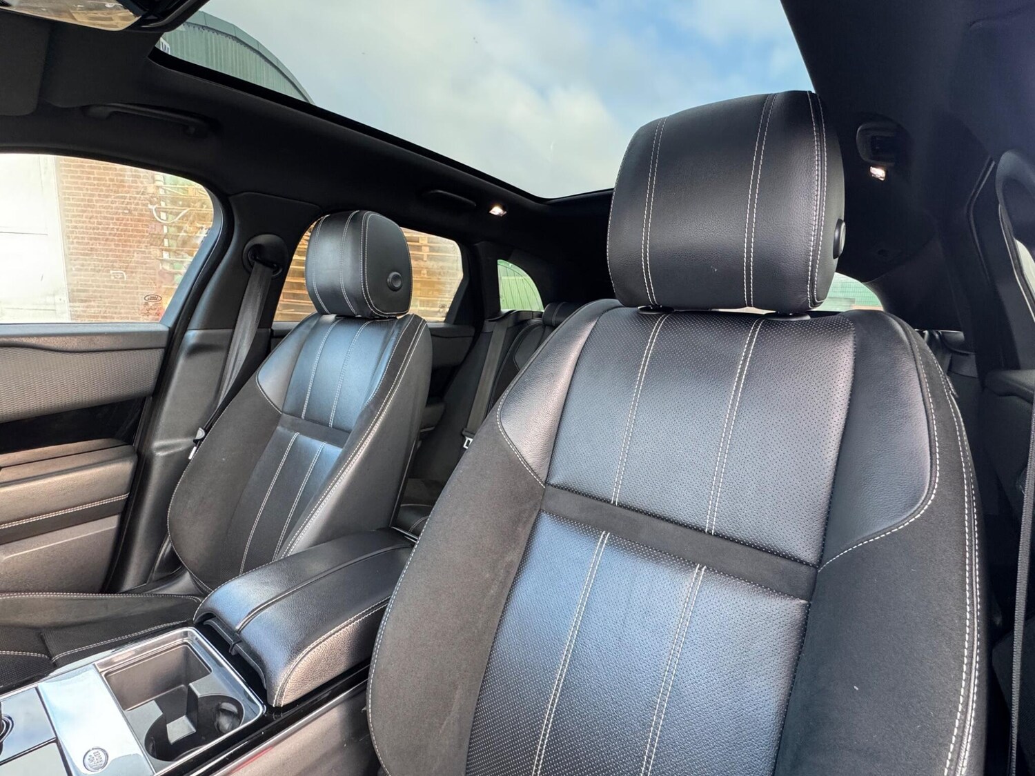 Used Land Rover Range Rover Velar for sale - 77440868: Photo 15