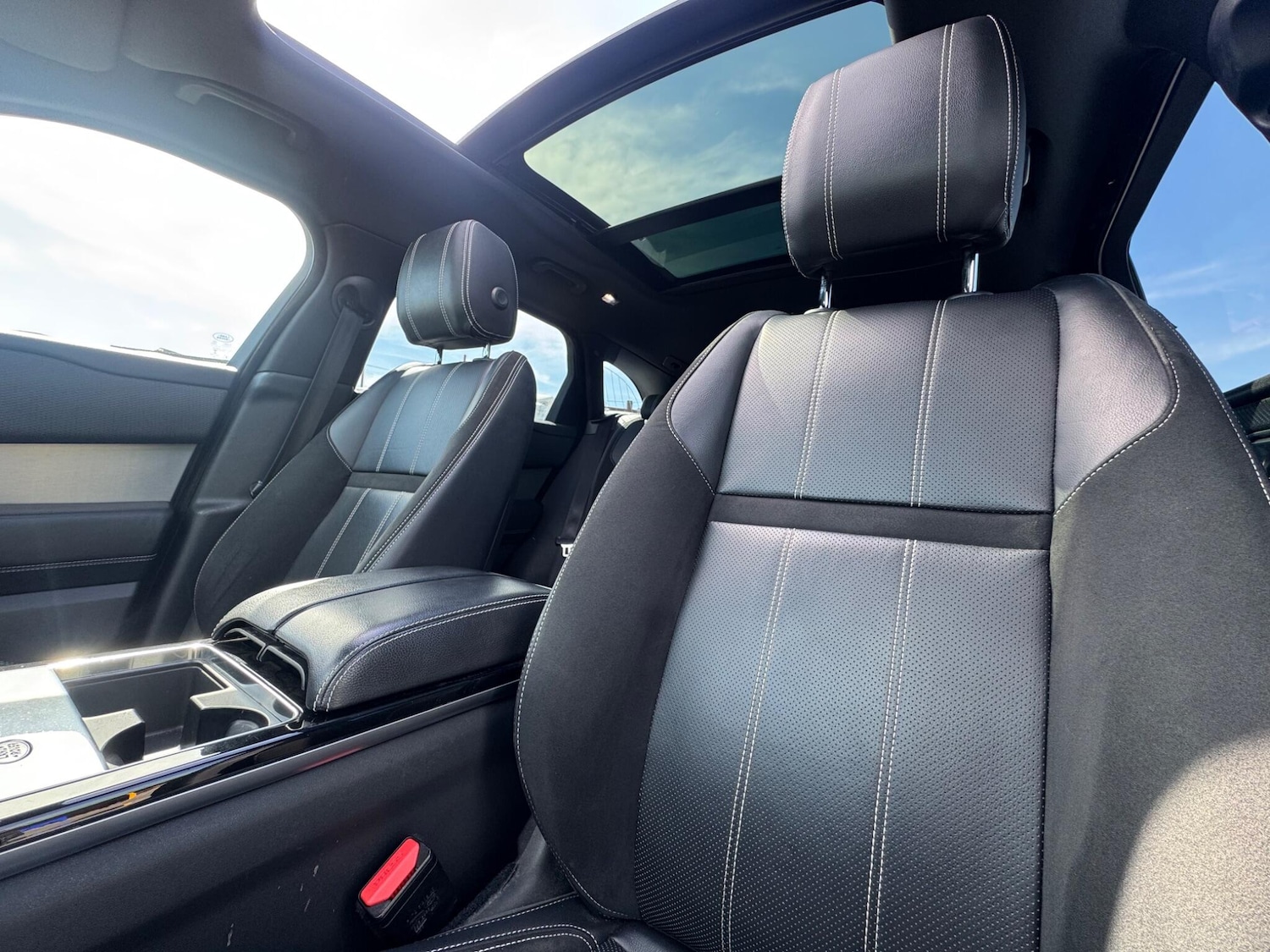 Used Land Rover Range Rover Velar 2018 for sale - 78157278: Photo 10