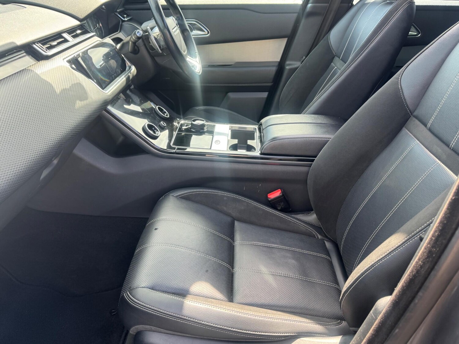 Used Land Rover Range Rover Velar 2018 for sale - 78157278: Photo 12