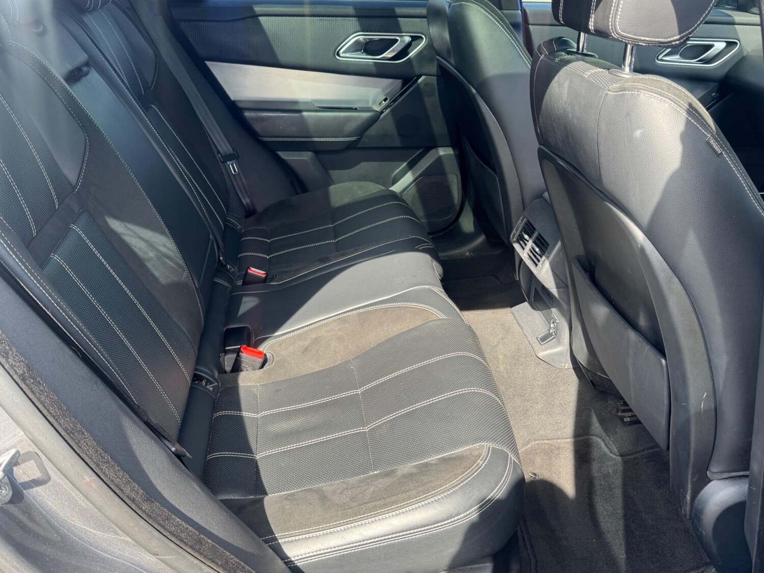 Used Land Rover Range Rover Velar 2018 for sale - 78157278: Photo 15