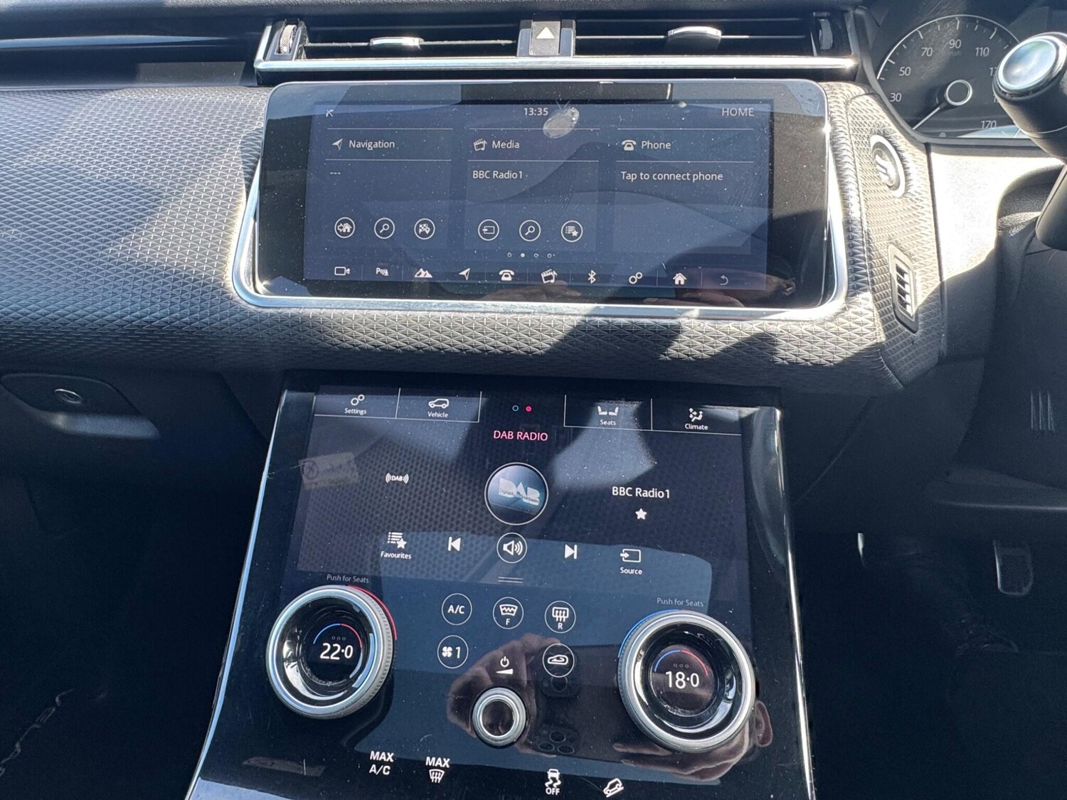 Used Land Rover Range Rover Velar 2018 for sale - 78157278: Photo 17