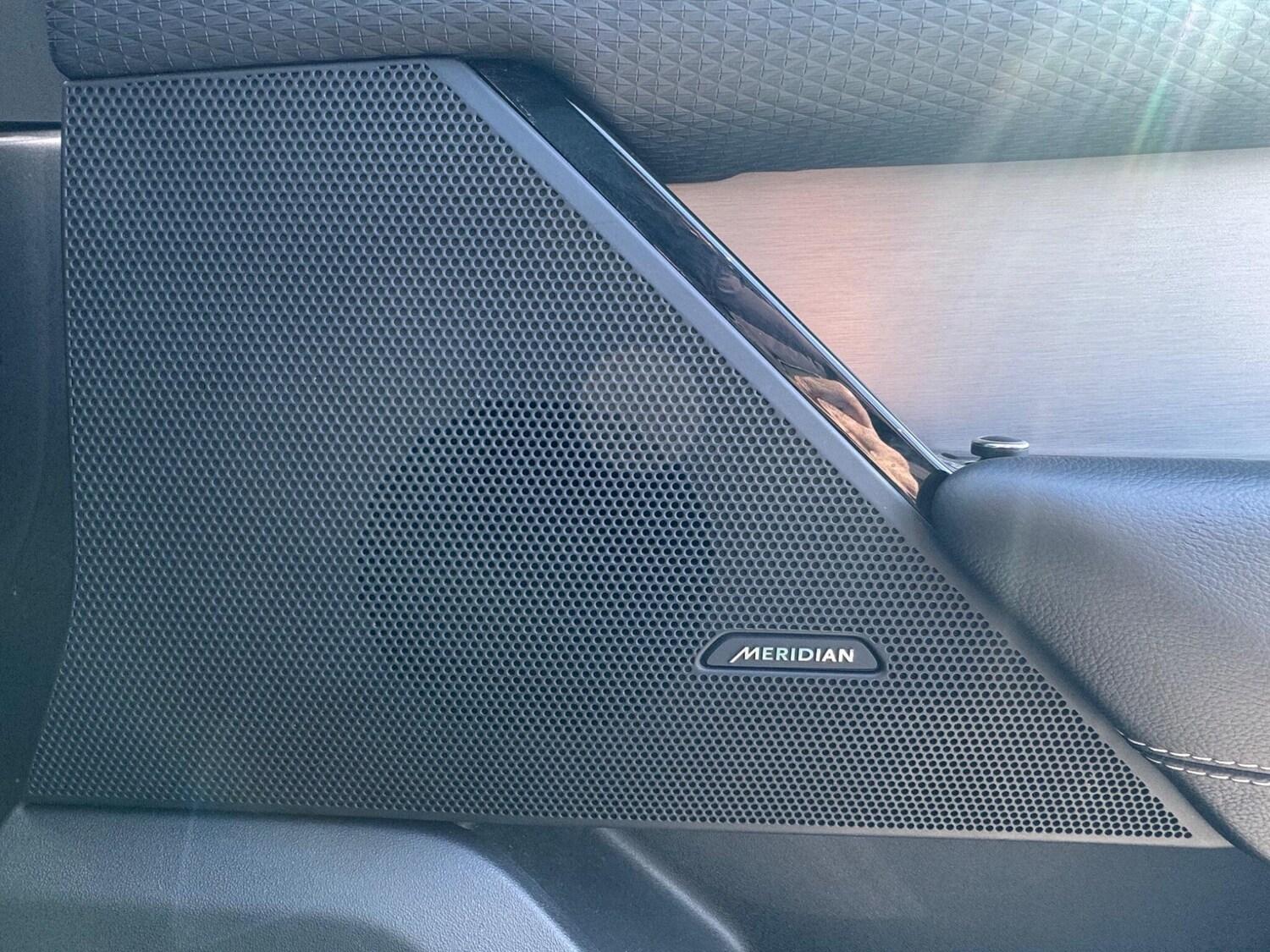 Used Land Rover Range Rover Velar 2018 for sale - 78157278: Photo 25