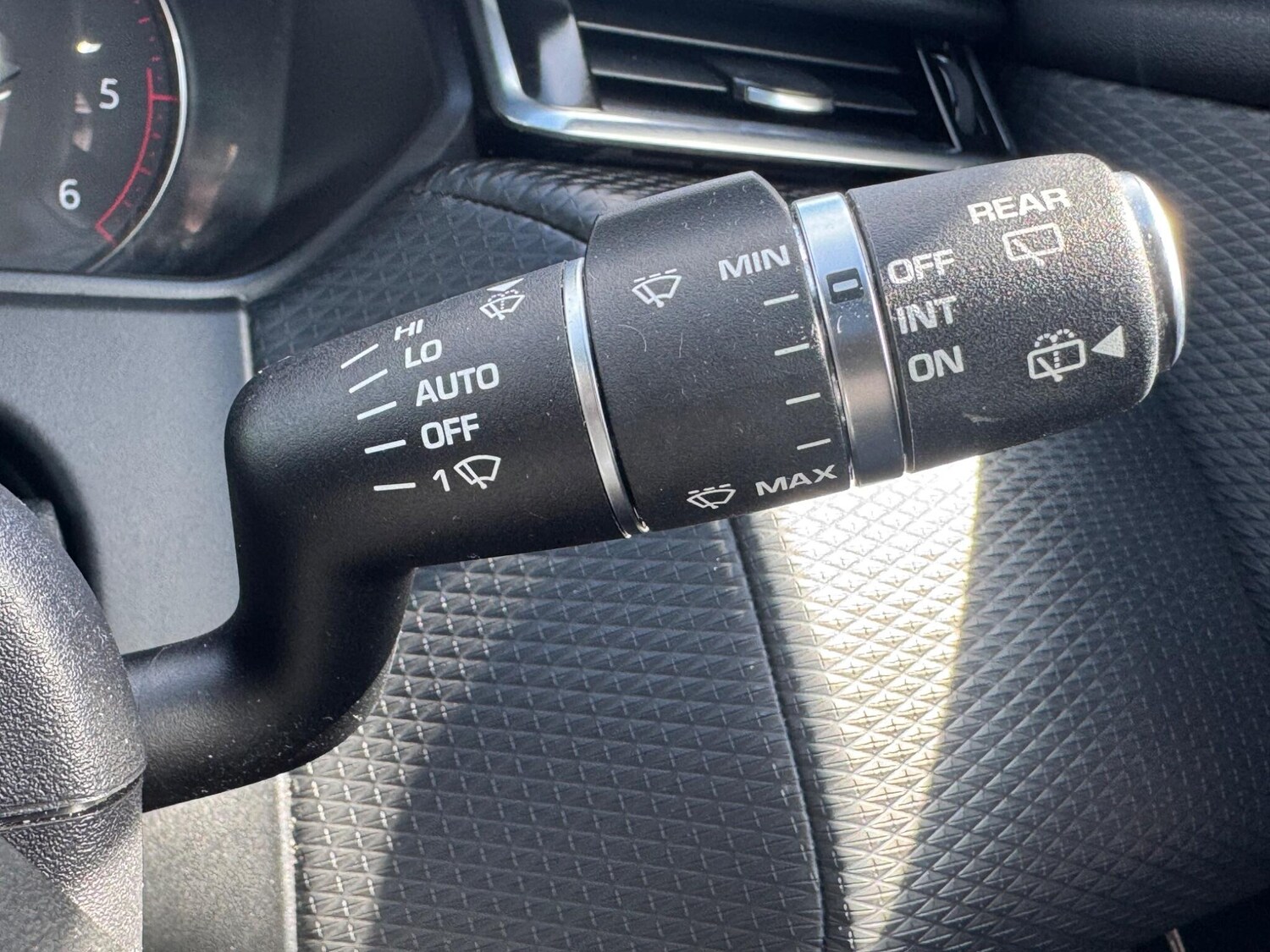 Used Land Rover Range Rover Velar 2018 for sale - 78157278: Photo 27