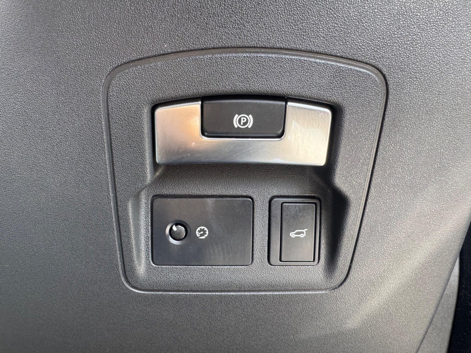 Used Land Rover Range Rover Velar 2018 for sale - 78157278: Photo 28