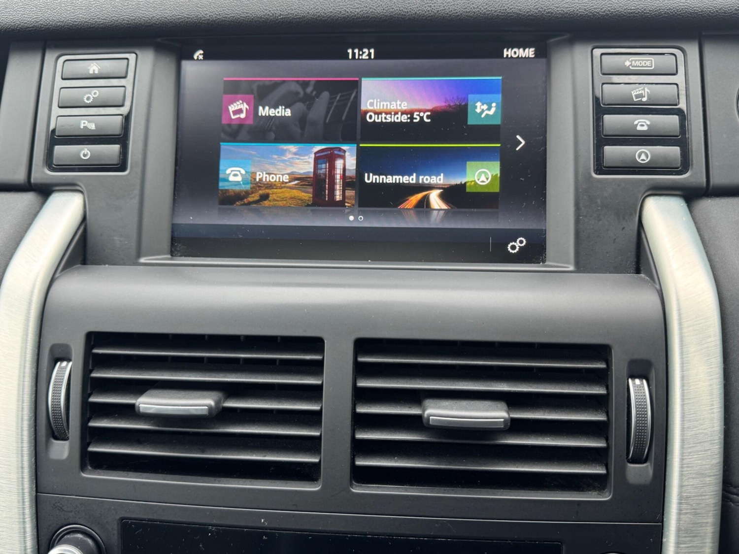 Used Land Rover Discovery Sport 2016 for sale - 77441028: Photo 17