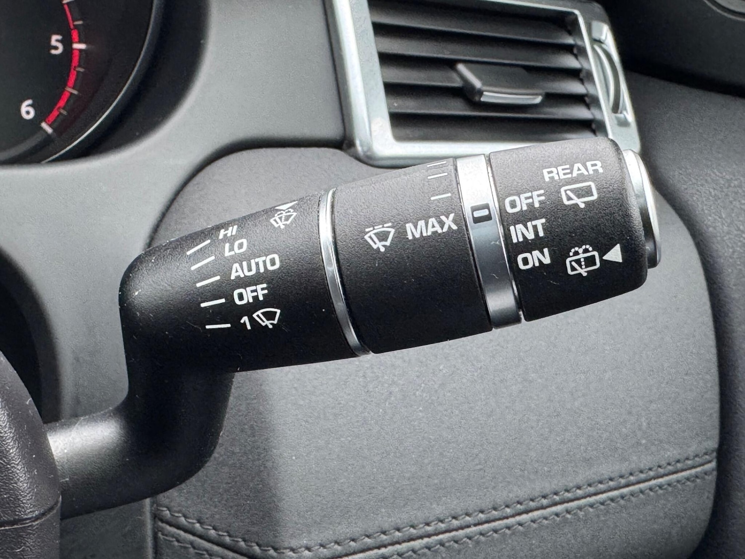 Used Land Rover Discovery Sport 2016 for sale - 77441028: Photo 22