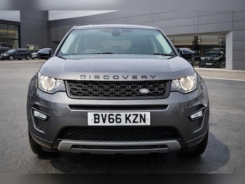Used Land Rover Discovery Sport 2016 for sale - 77441028: Photo