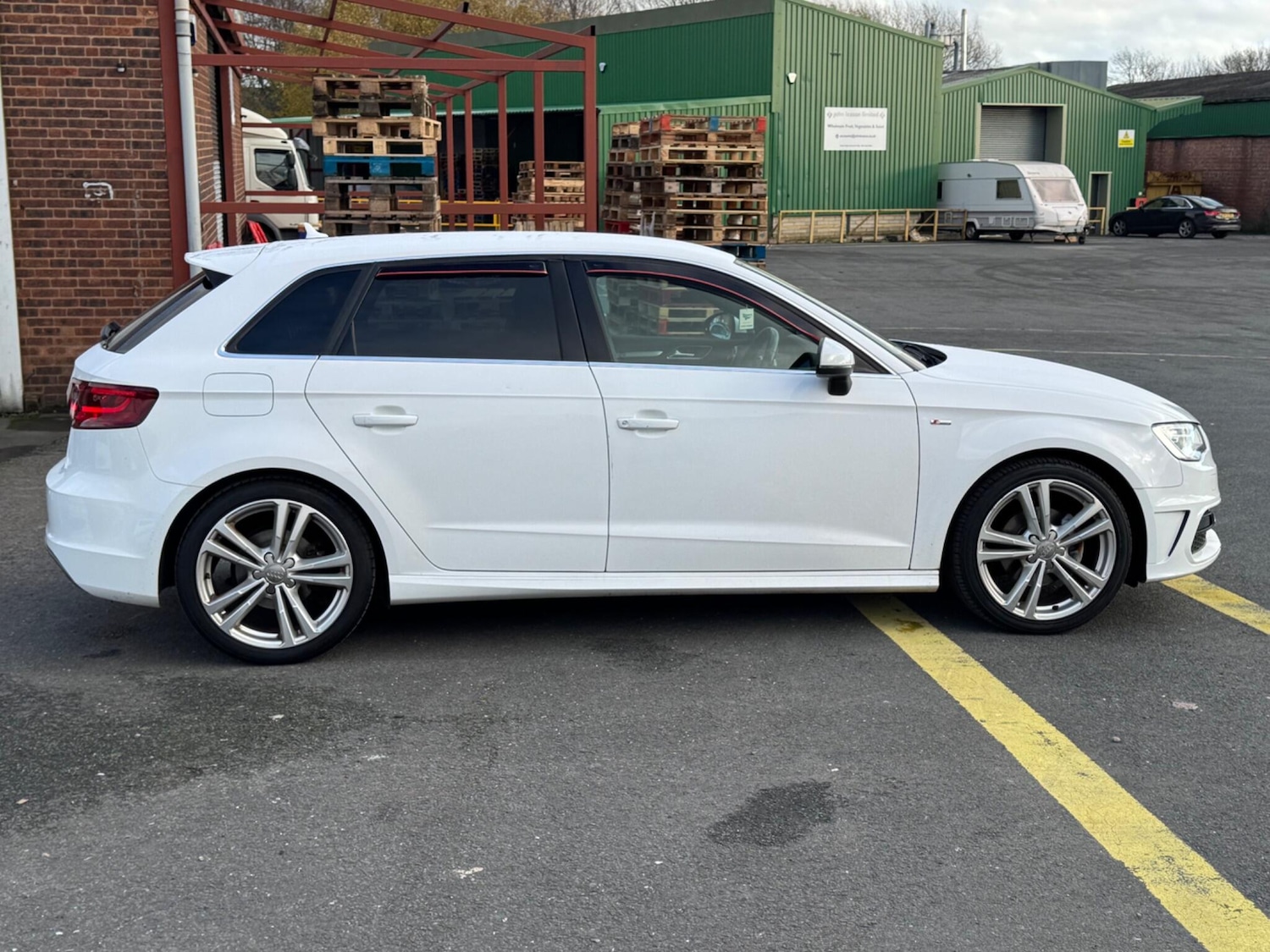 Used Audi A3 2015 for sale - 76913175: Photo 7
