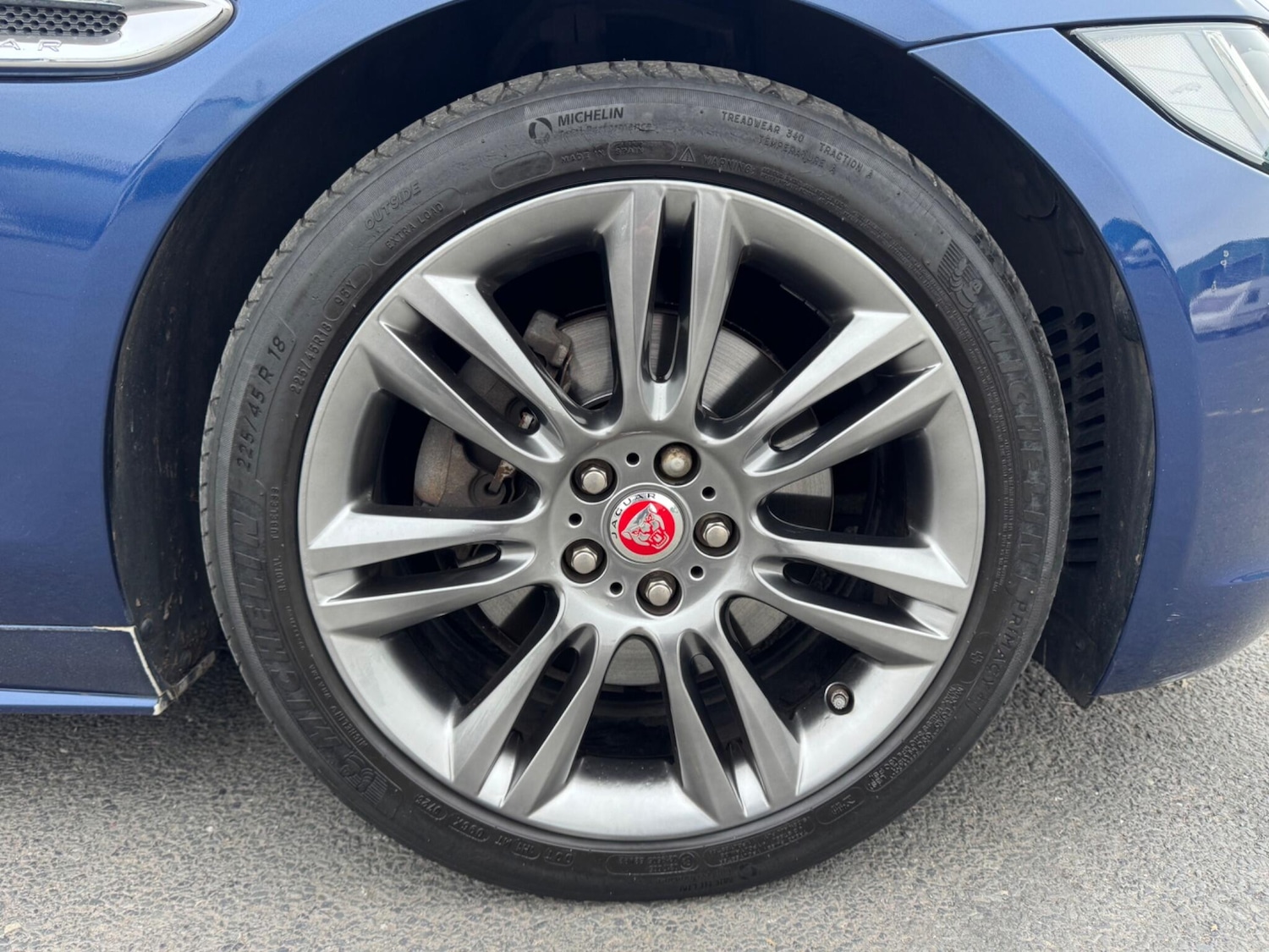 Used Jaguar XE 2015 for sale - 77839025: Photo 27