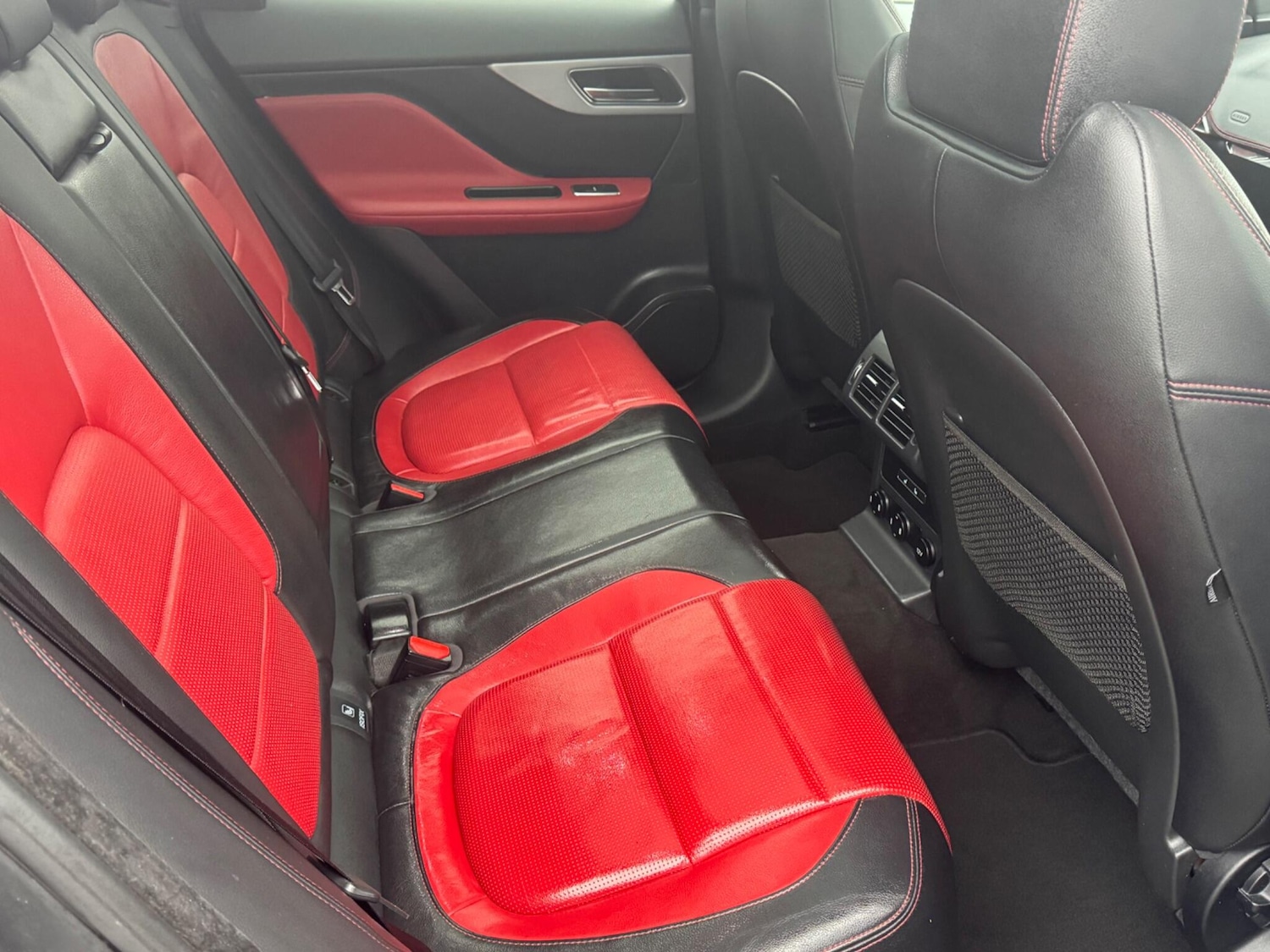 Used Jaguar F-Pace 2016 for sale - 77143339: Photo 14