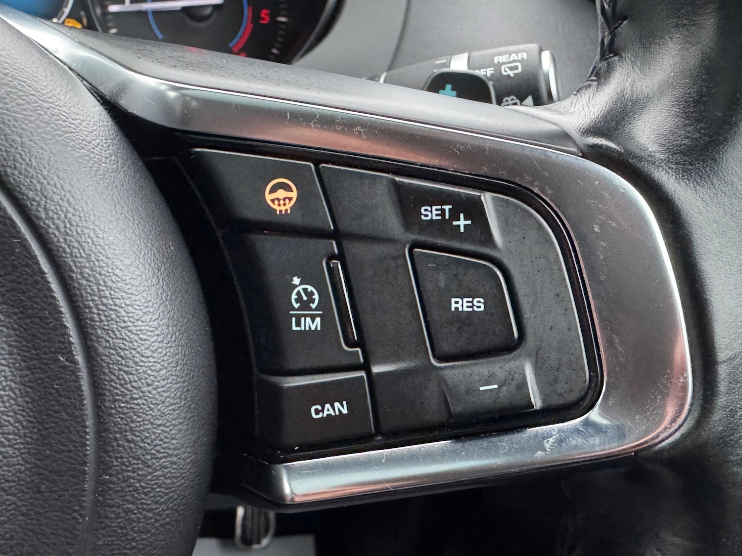 Used Jaguar F-Pace 2016 for sale - 77143339: Photo 23