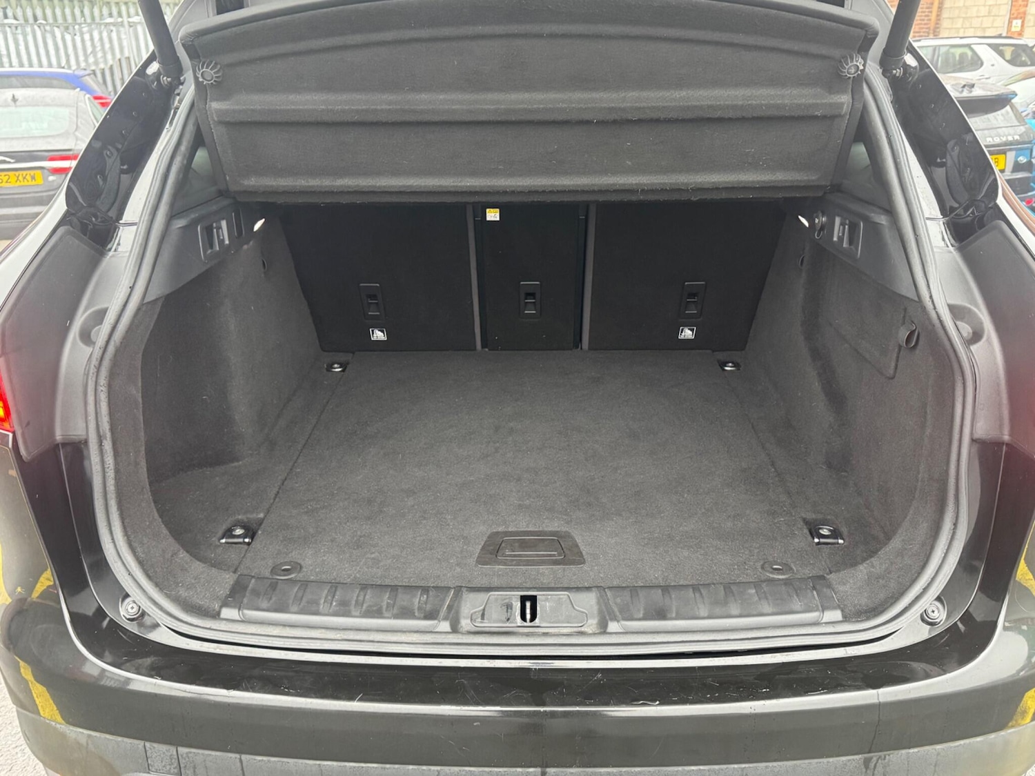 Used Jaguar F-Pace 2016 for sale - 77143339: Photo 28