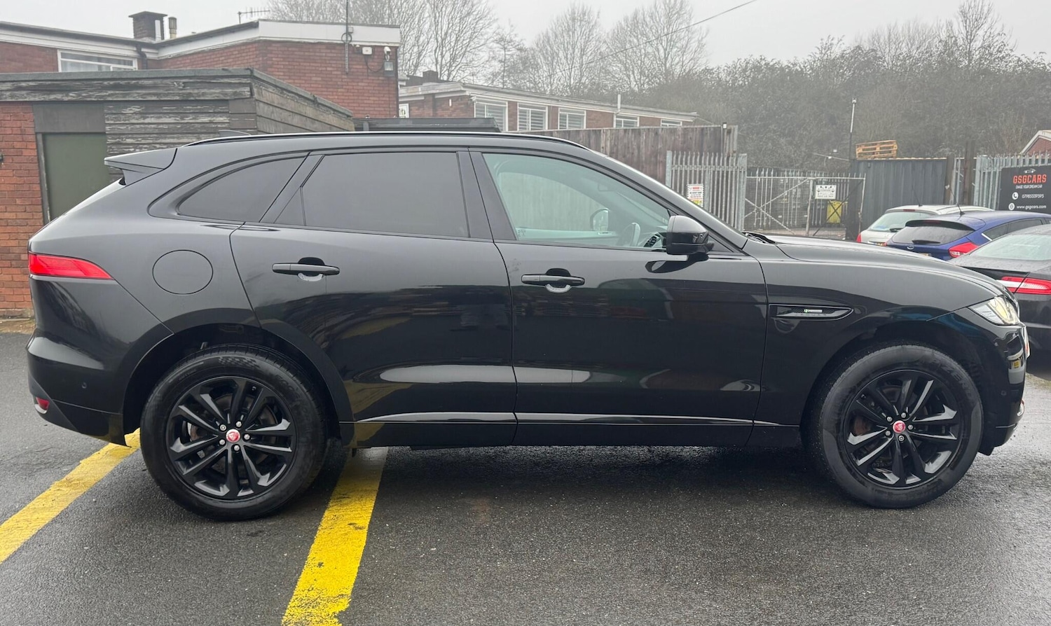 Used Jaguar F-Pace 2016 for sale - 77143339: Photo 8