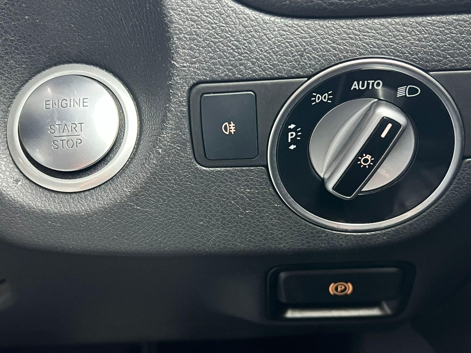 Used Mercedes-Benz GLA 2018 for sale - 76990665: Photo 25