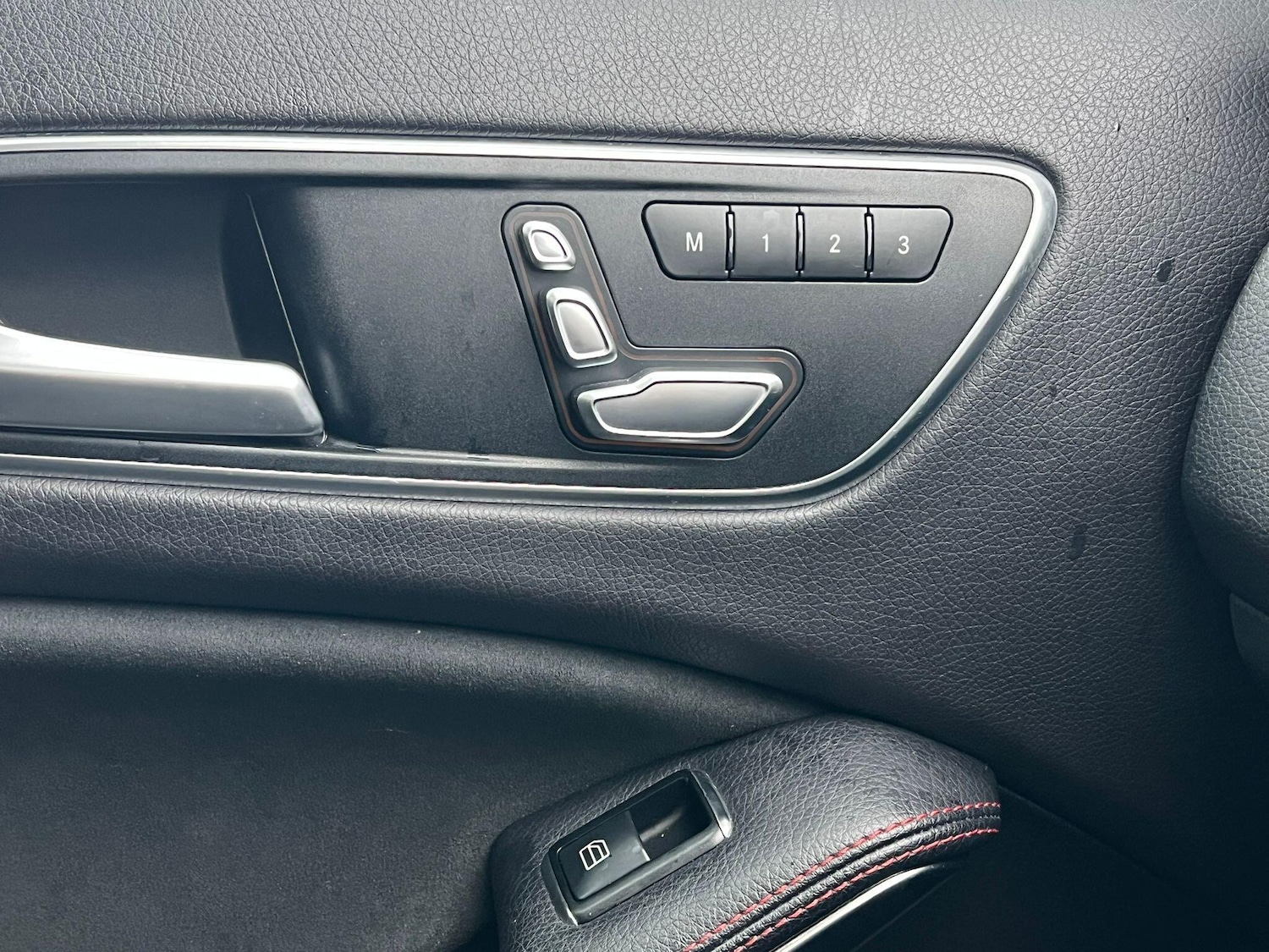 Used Mercedes-Benz GLA 2018 for sale - 76990665: Photo 26